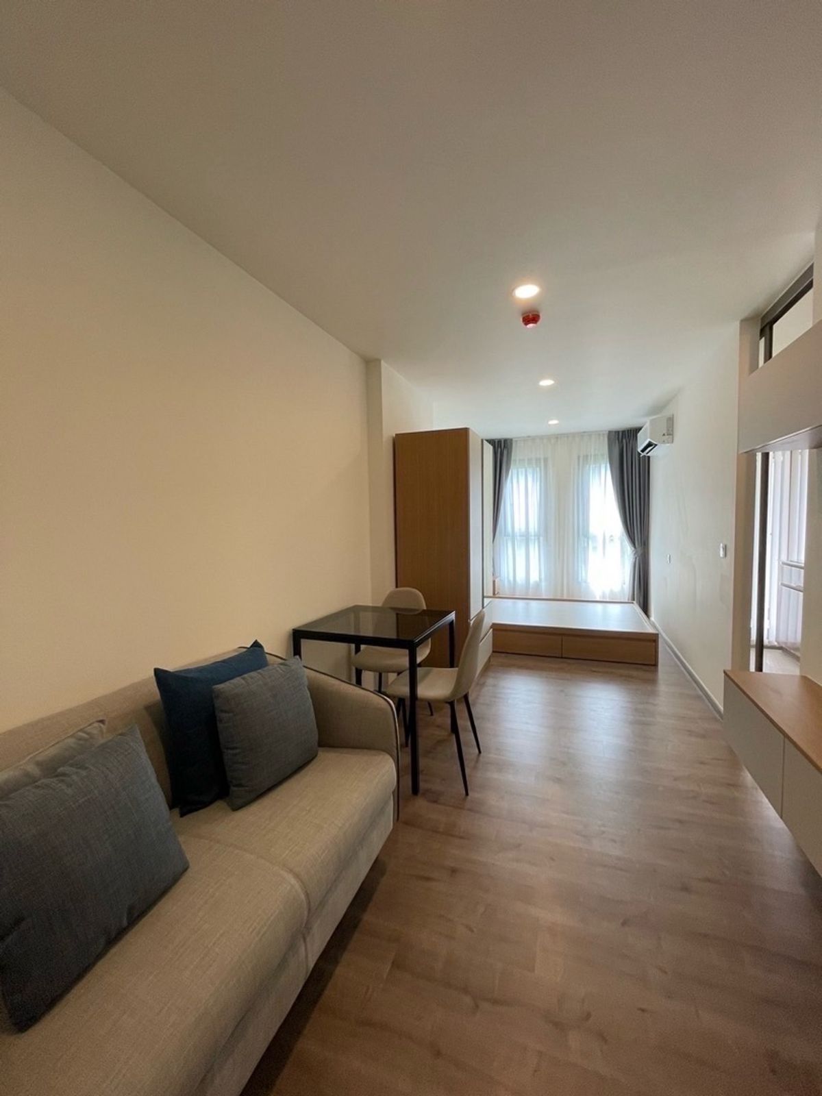 For SaleCondoPinklao, Charansanitwong : The best price, good position: 1Bed 27.63 sqm: interested, contact AUM 0655121395