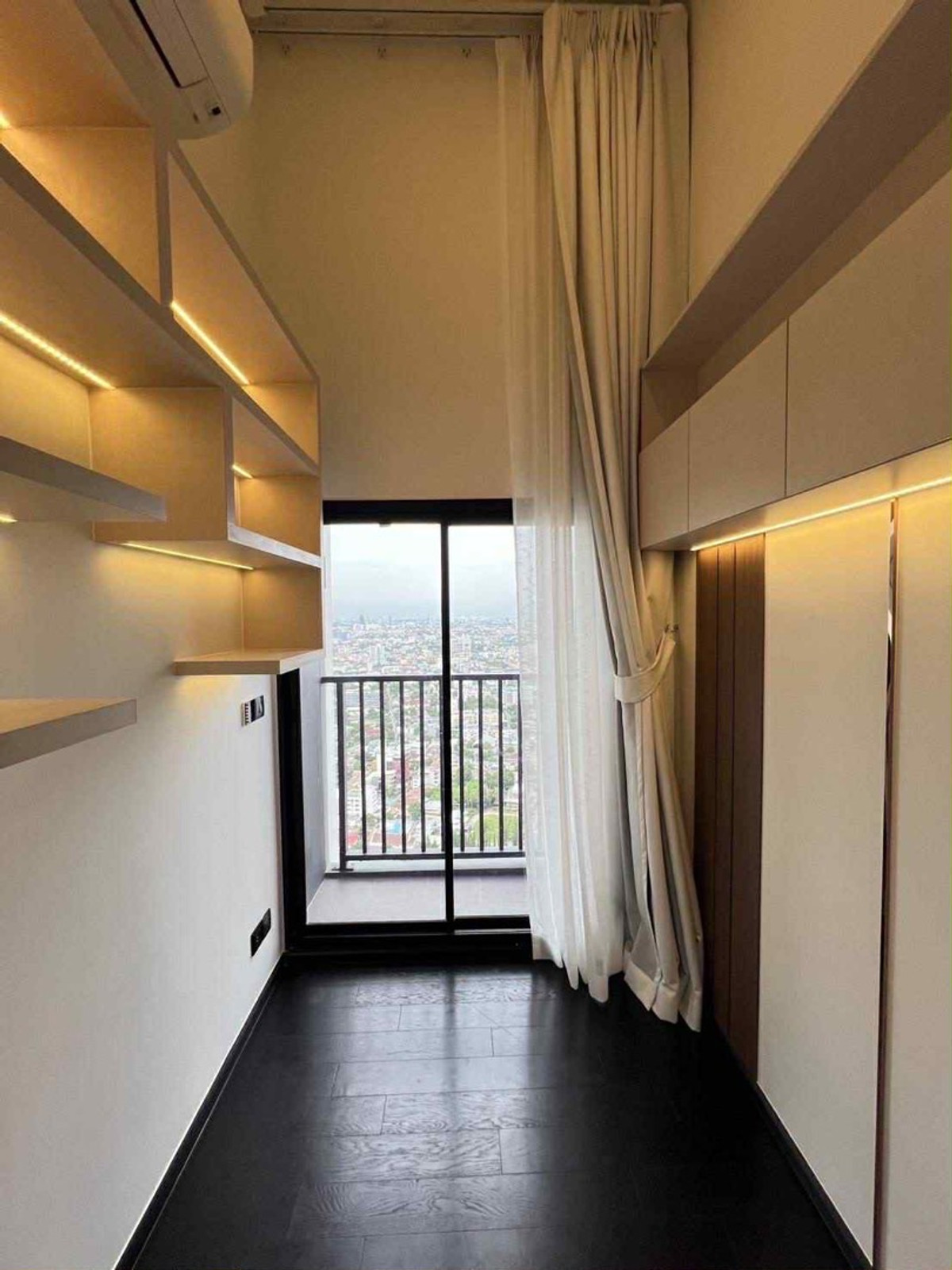 For RentCondoSukhumvit, Asoke, Thonglor : ✨ For Rent – Brand New Duplex 65 SQM, @ Park Origin Thonglor. ✅