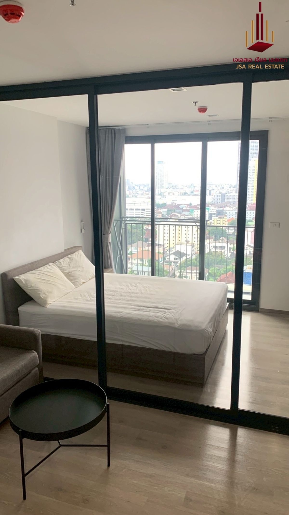 For RentCondoLadprao, Central Ladprao : ✨ For Rent: The Line Phahonyothin Park Condo ✨ 💰 ONLY 17,500 THB/Month