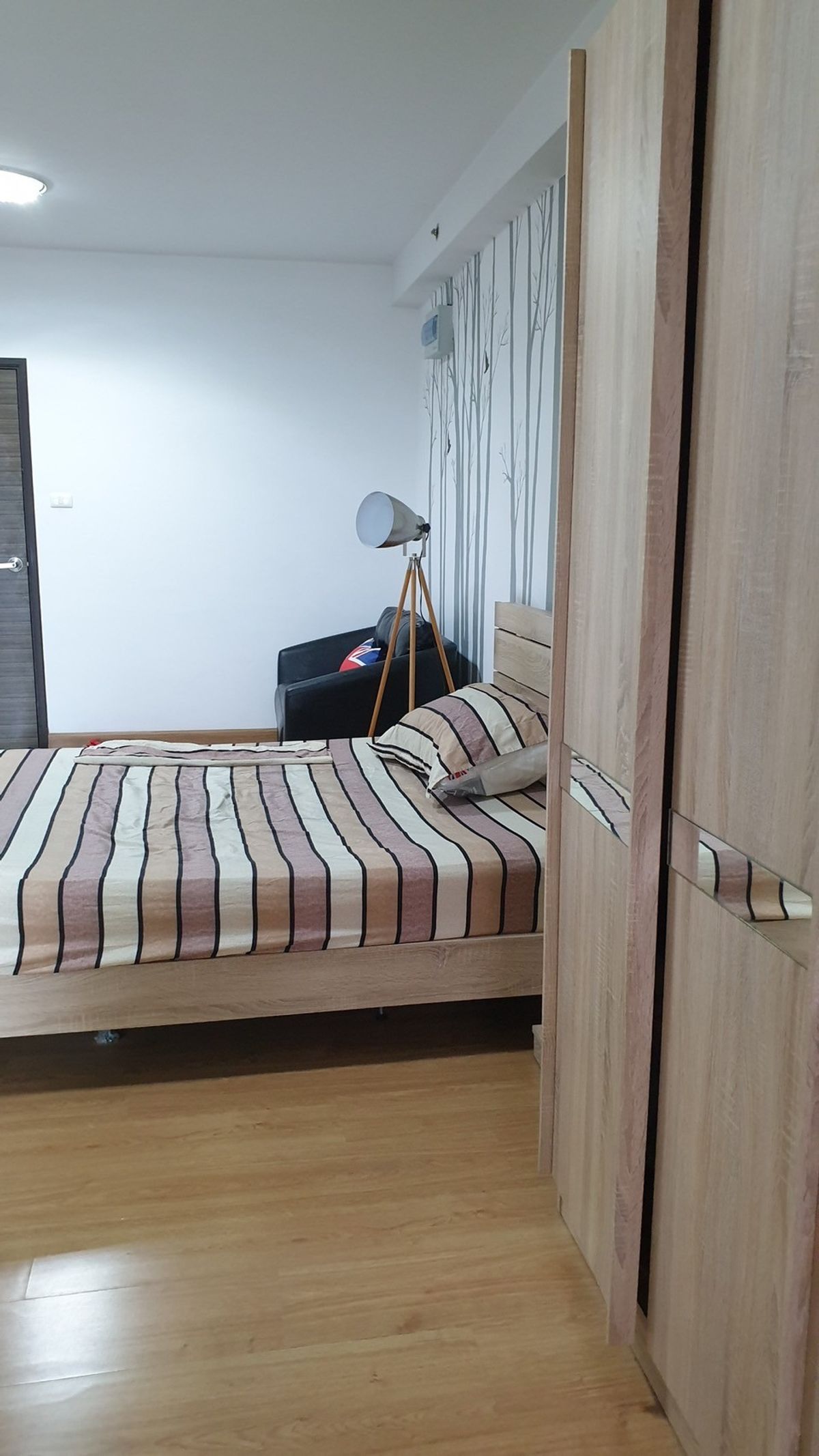For RentCondoBang kae, Phetkasem : 📍 Supalai Park RATCHAPRUEK - Petkasem. Beautiful room. There are many rooms, good locations, high floor, beautiful furniture. Complete electrical appliances (special price)