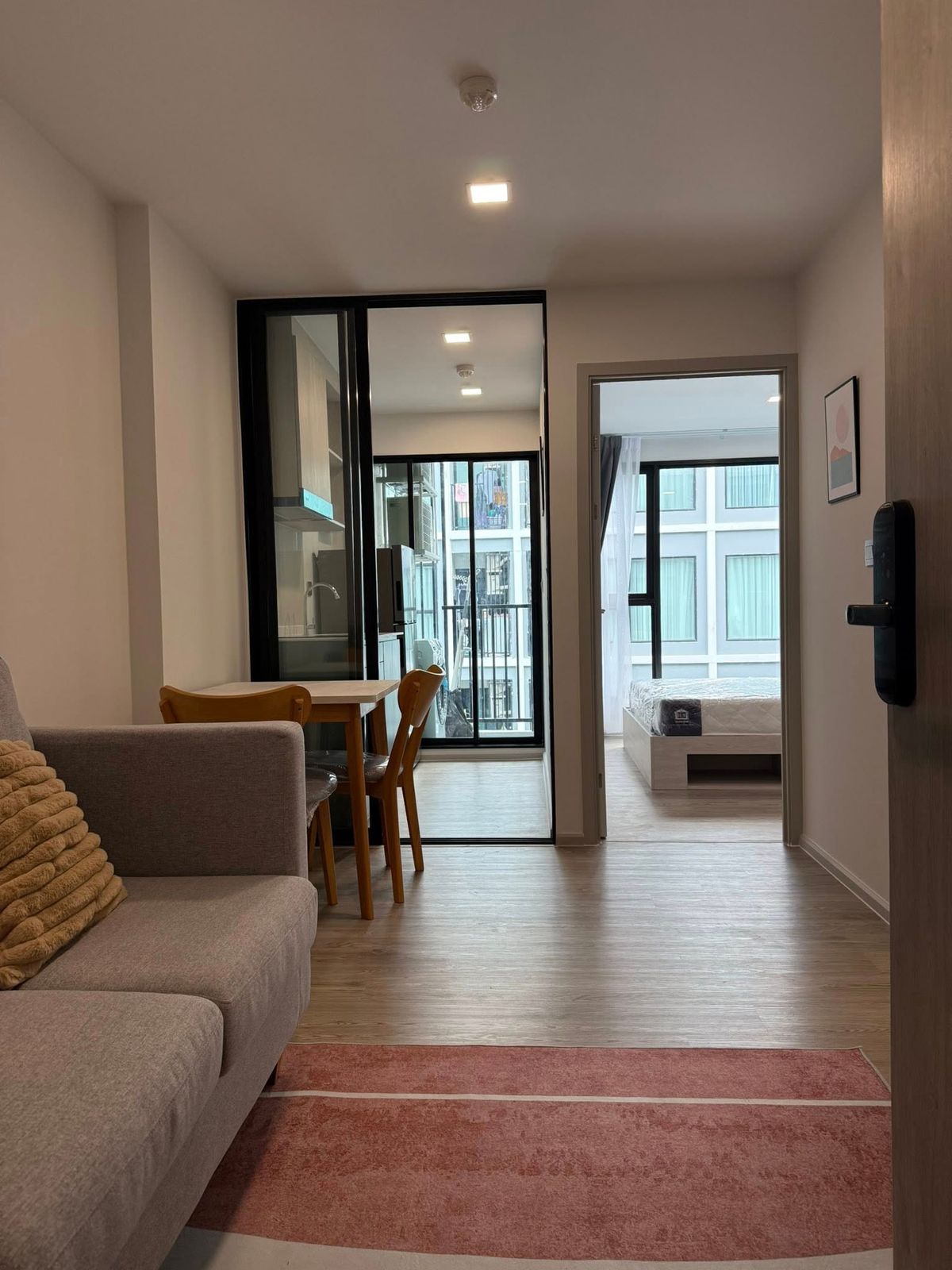 For RentCondoKasetsart, Ratchayothin : Rent RR953 Kave Seed Kaset. Beautiful room, complete furniture. Near Kasetsart University