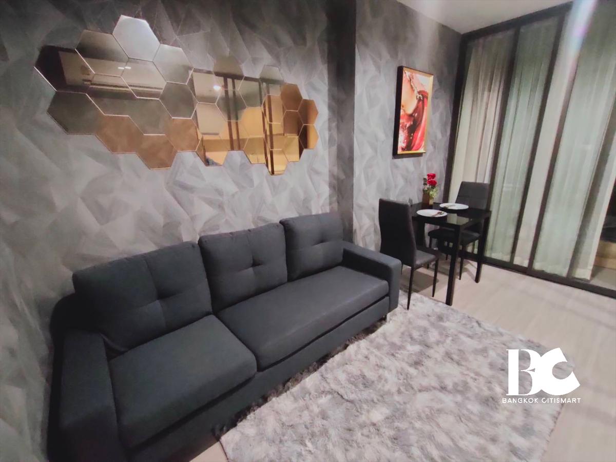 For RentCondoLadprao, Central Ladprao : 🔥Urgent rental🔥 Life Ladprao* next to BTS Ha Yaek Ladprao, opposite Central Ladprao, fully furnished, ready to move in