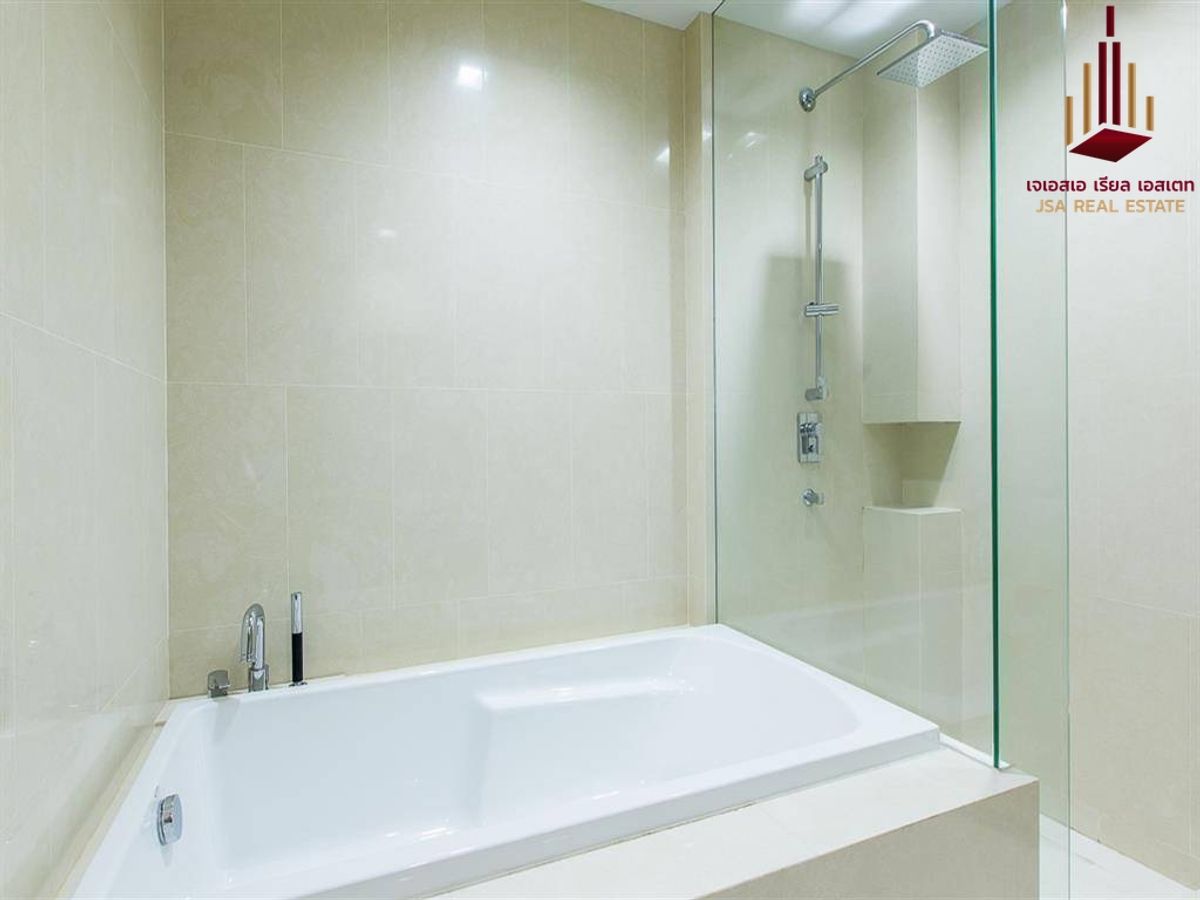 ให้เช่าคอนโดนานา : ✨ For Rent: Hyde Sukhumvit 13 Condo ✨  💰 Only 65,000 THB/month