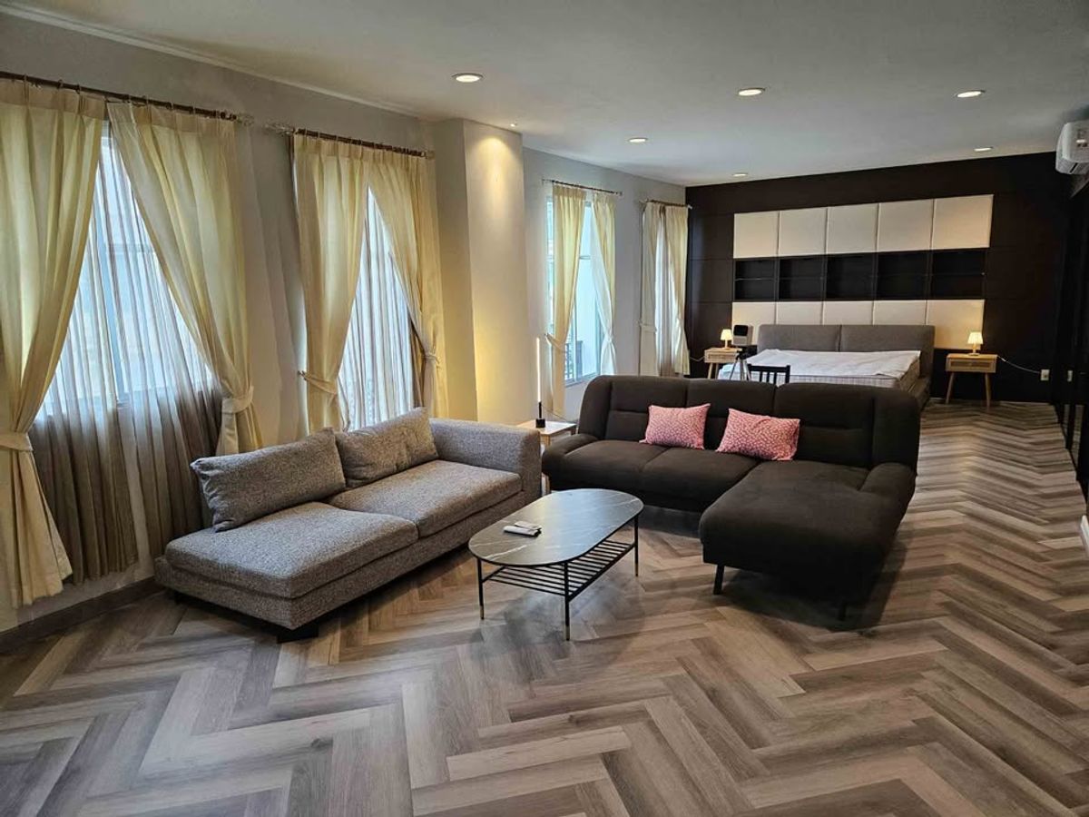 For RentHouseRama3 (Riverside),Satupadit : House for Rent in Rama 3 Bangkok with 5 Bedroom I Baan Klang Krung Grande Vienna Rama 3