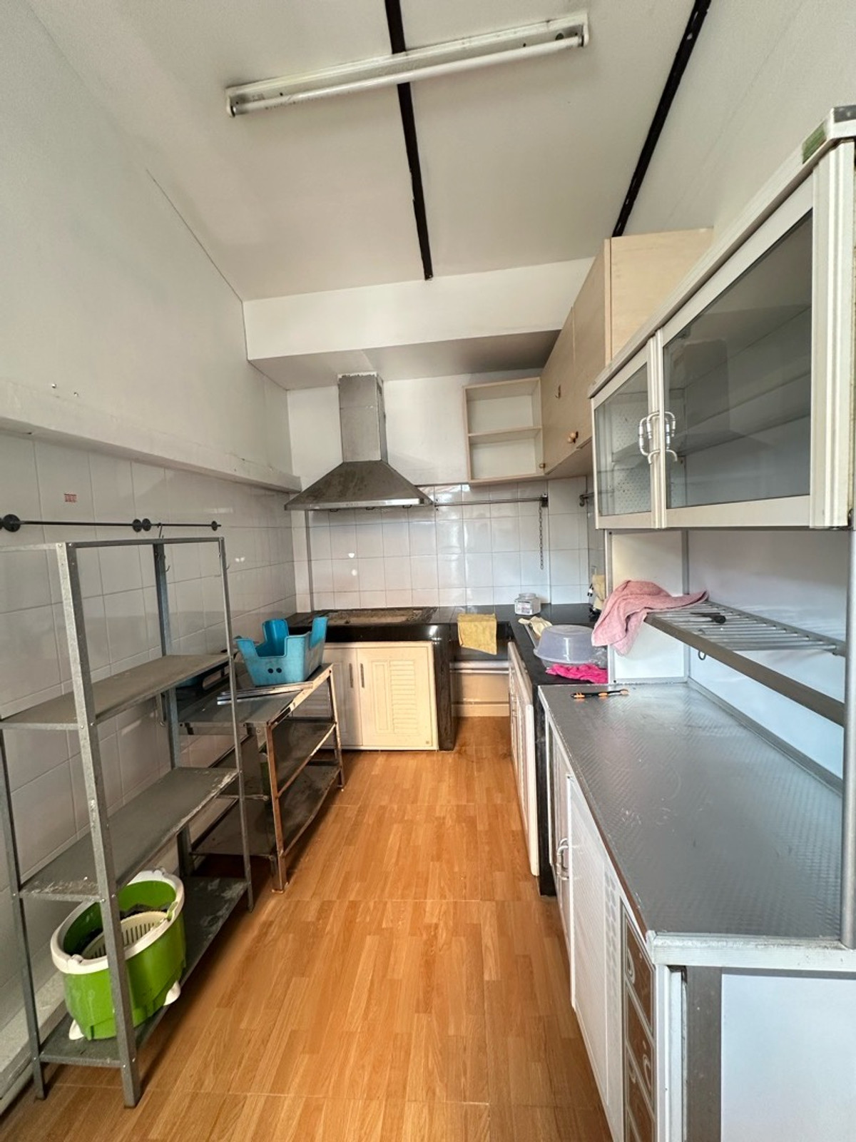 ให้เช่าบ้านรัชดา ห้วยขวาง : บ้านเดี่ยวลาดพร้าว 80 / 3 ห้องนอน 3 ห้องน้ำ /55,000