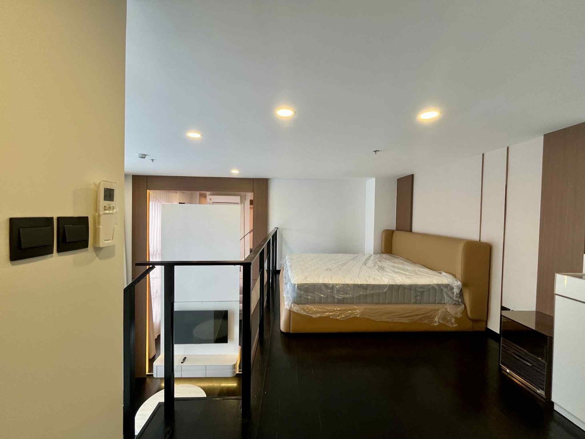 For RentCondoSukhumvit, Asoke, Thonglor : ✨ For Rent – Brand New Duplex 65 SQM, @ Park Origin Thonglor. ✅