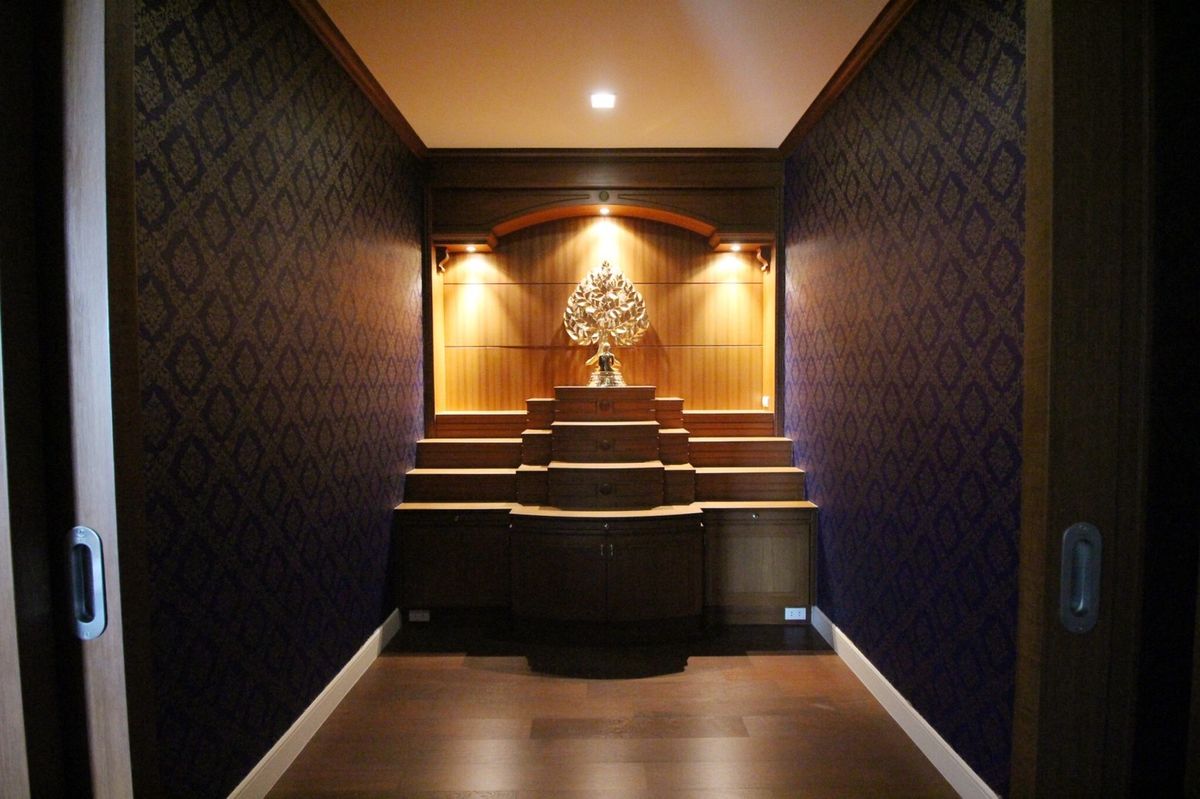 For RentHouseBangna, Bearing, Lasalle : RH090725 Luxury 2-story detached house for rent/sale 4 bedrooms NARASIRI BANGNA near Mega Bangna