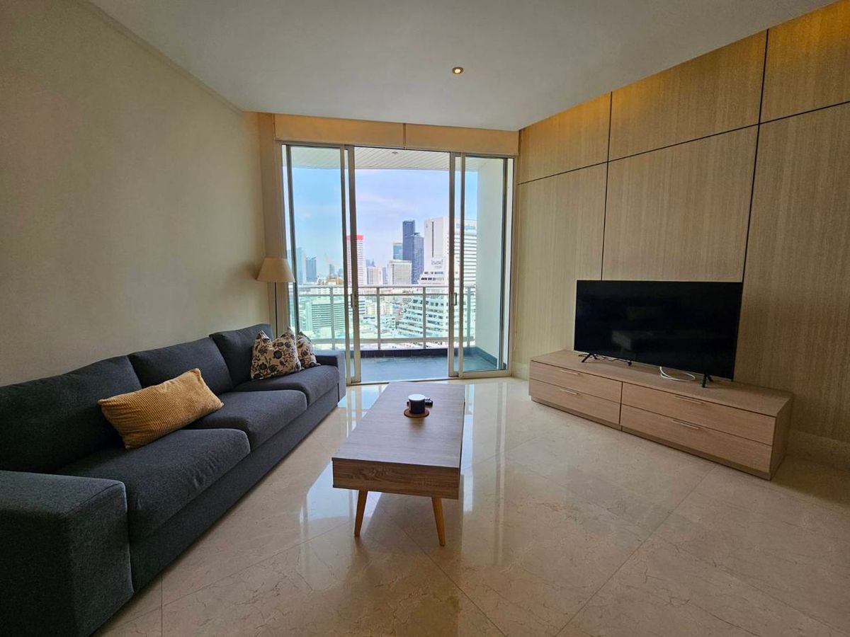 For RentCondoSathorn, Narathiwat : The Infinity Sathorn 2 Bedroom for RENT ... Don ' T Miss IT ..