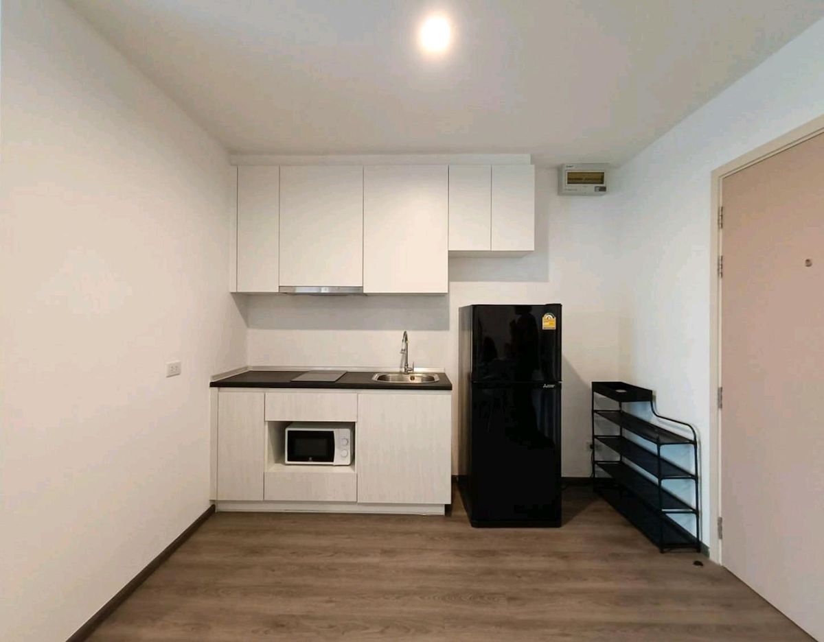 For RentCondoPattanakan, Srinakarin : Condo near the train, new room, complete with rent immediately