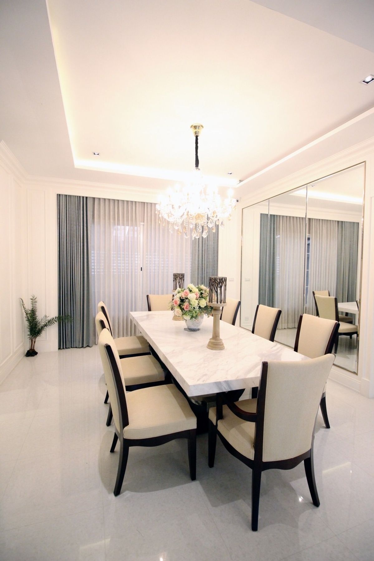 For RentHouseBangna, Bearing, Lasalle : RH090725 Luxury 2-story detached house for rent/sale 4 bedrooms NARASIRI BANGNA near Mega Bangna