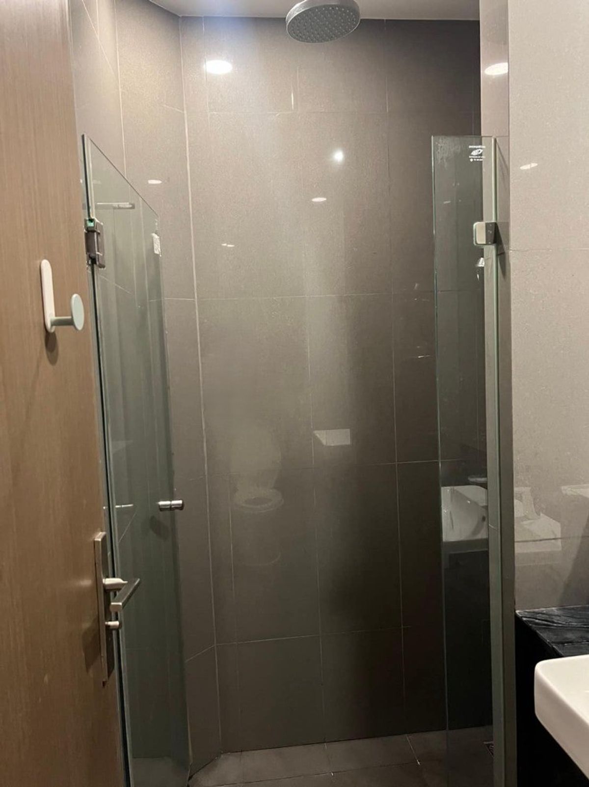 ขายคอนโดสยาม จุฬา สามย่าน : Ashton Chula Silom【𝐒𝐄𝐋𝐋】🔥คาแรกเตอร์เฉพาะตัว เหมาะสำหรับคนที่มองหาห้องที่มีเอกลักษณ์🔥  ติดต่อไลน์ไอดี: @hacondo