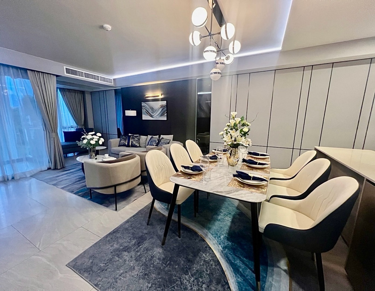 For RentCondoSukhumvit, Asoke, Thonglor : Luxury 3-Bedroom Condo at Fynn Sukhumvit 31 Near BTS Phrom Phong, Close to EM District, Fully Decorated and Move-In Ready