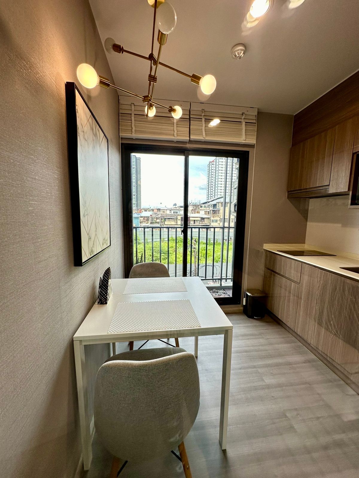 ขายคอนโดปิ่นเกล้า จรัญสนิทวงศ์ : ความเป็นส่วนตัวสูง ชั้นเตี้ย แต่งสวย พร้อมให้เข้าอยู่วันนี้  The Parkland  Charan – Pinklao