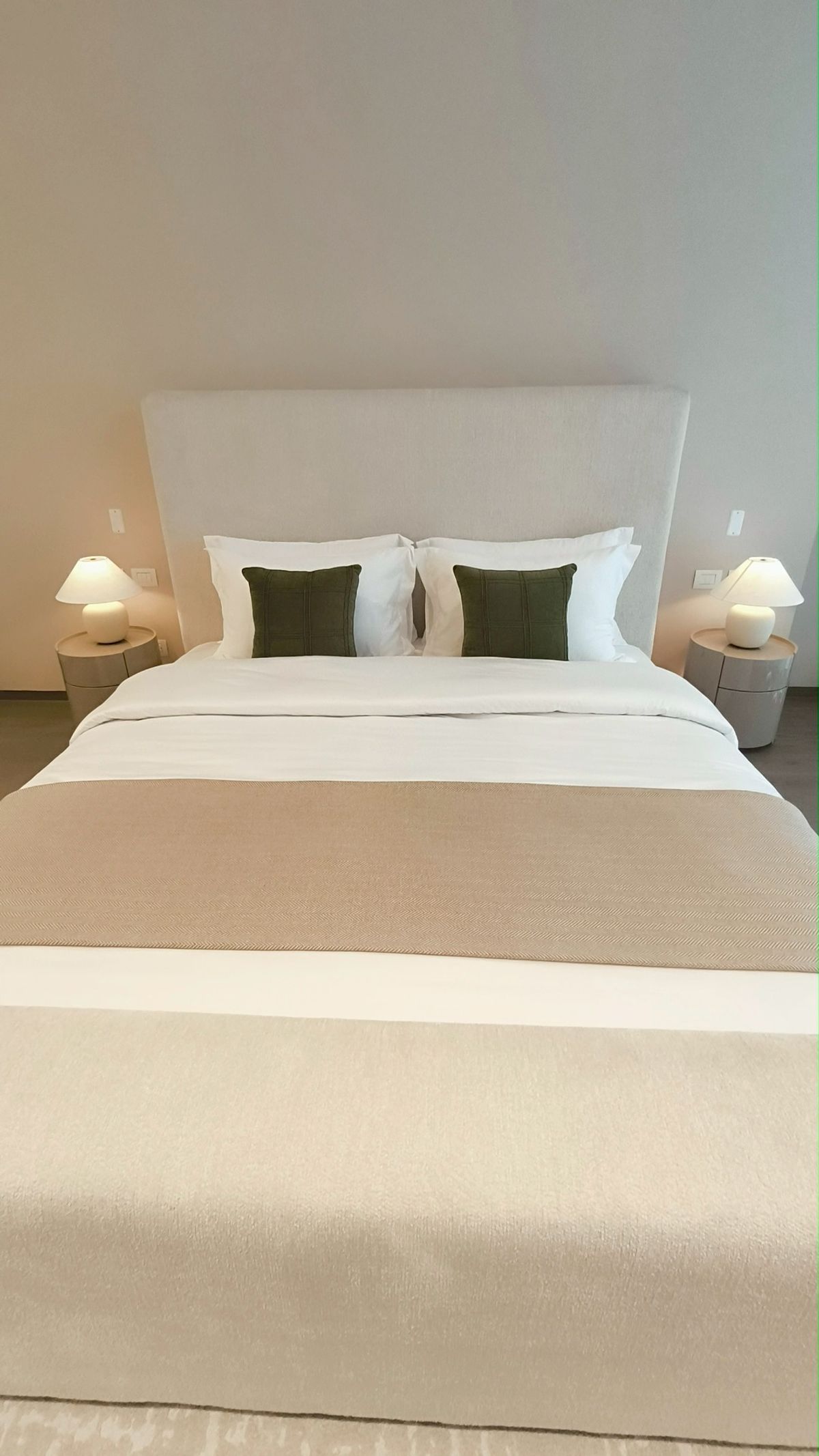For SaleCondoWitthayu, Chidlom, Langsuan, Ploenchit : Hot Deal! Super Luxury Condo on Lang Suan Road