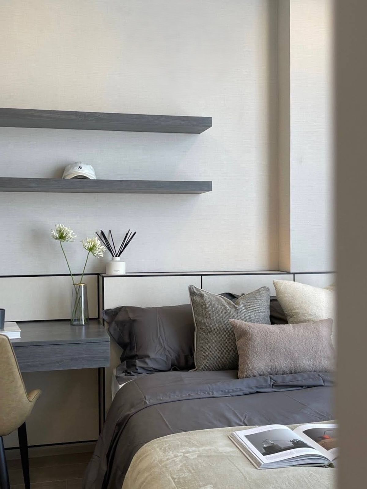 For RentCondoSiam Paragon ,Chulalongkorn,Samyan : Cooper Siam【𝐑𝐄𝐍𝐓】🔥Carefully selected furniture adds a fun touch to your space🔥  Contact Line ID: @hacondo