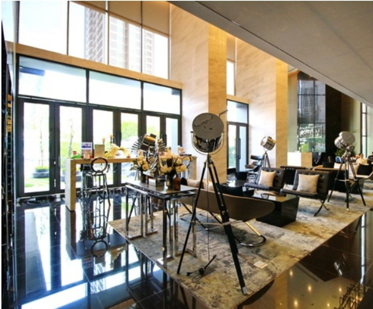 ให้เช่าคอนโดพระราม 9 เพชรบุรีตัดใหม่ RCA : ✨ For Rent: RHYTHM Asoke Condo ✨  💰 Only 15,000 THB/month