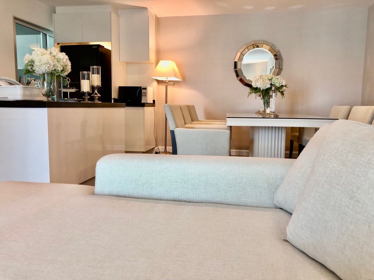 For RentCondoRama9, Petchburi, RCA : Belle Grand Rama 9 2 bedroom for rent  