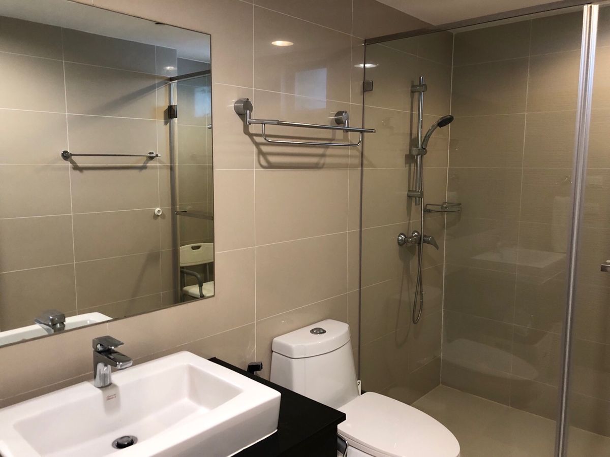 For RentCondoRama9, Petchburi, RCA : Belle Grand Rama 9 2 bedroom for rent  