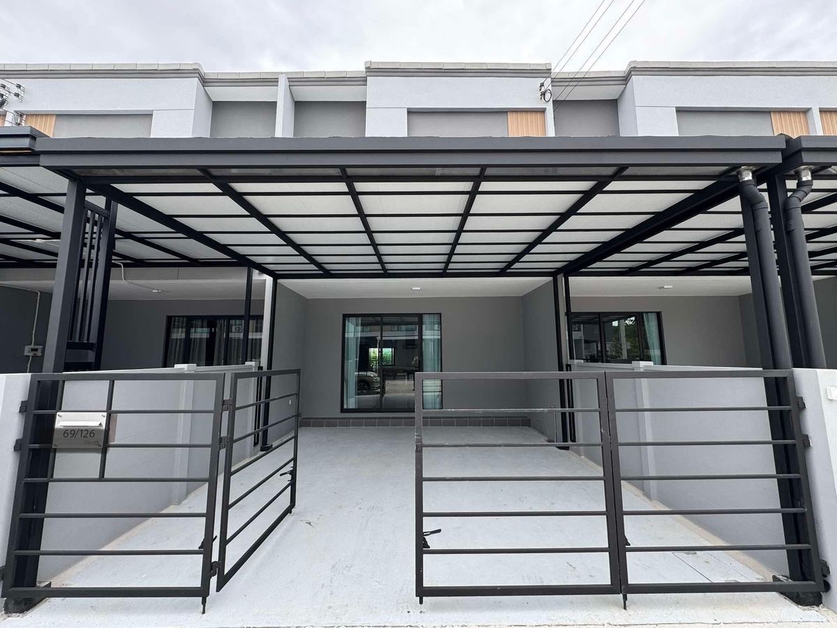 For RentTownhomeBangna, Bearing, Lasalle : 💥 Rent 37,000 baht, townhome, PLENO, Sukhumvit - Bang Na 2, new house, beautifully decorated with a backyard. Get natural light