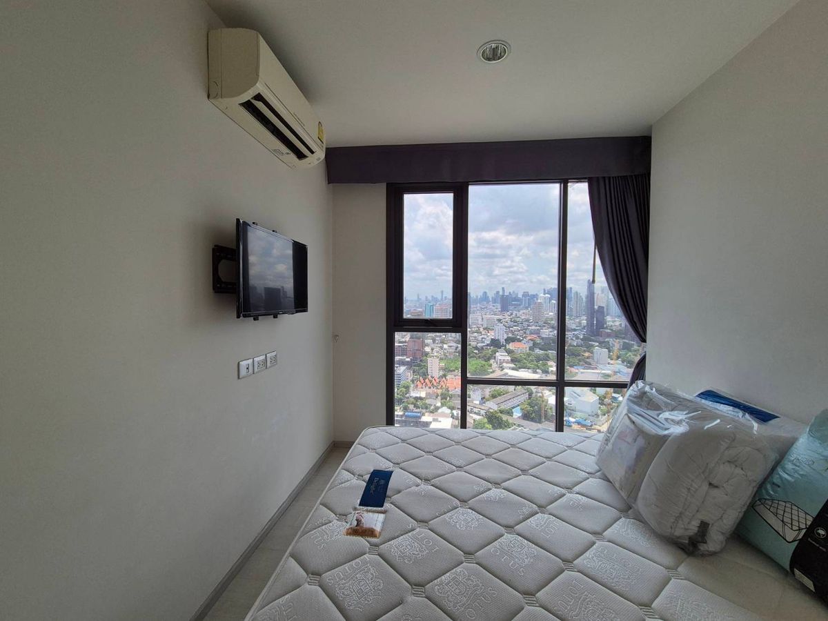For SaleCondoSukhumvit, Asoke, Thonglor : For sell codominium 2 bedroom fully furnished high floor with river view
