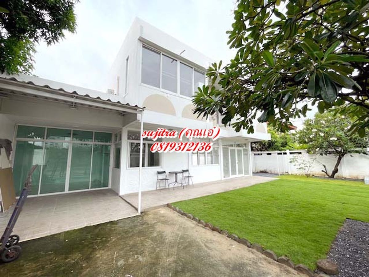 For RentHouseLadprao101, Happy Land, The Mall Bang Kapi : Rent a 2 -story house, 80 sq.w., beautiful, beautiful, near RBAC/ The Mall Bangkapi/ Yellow Line