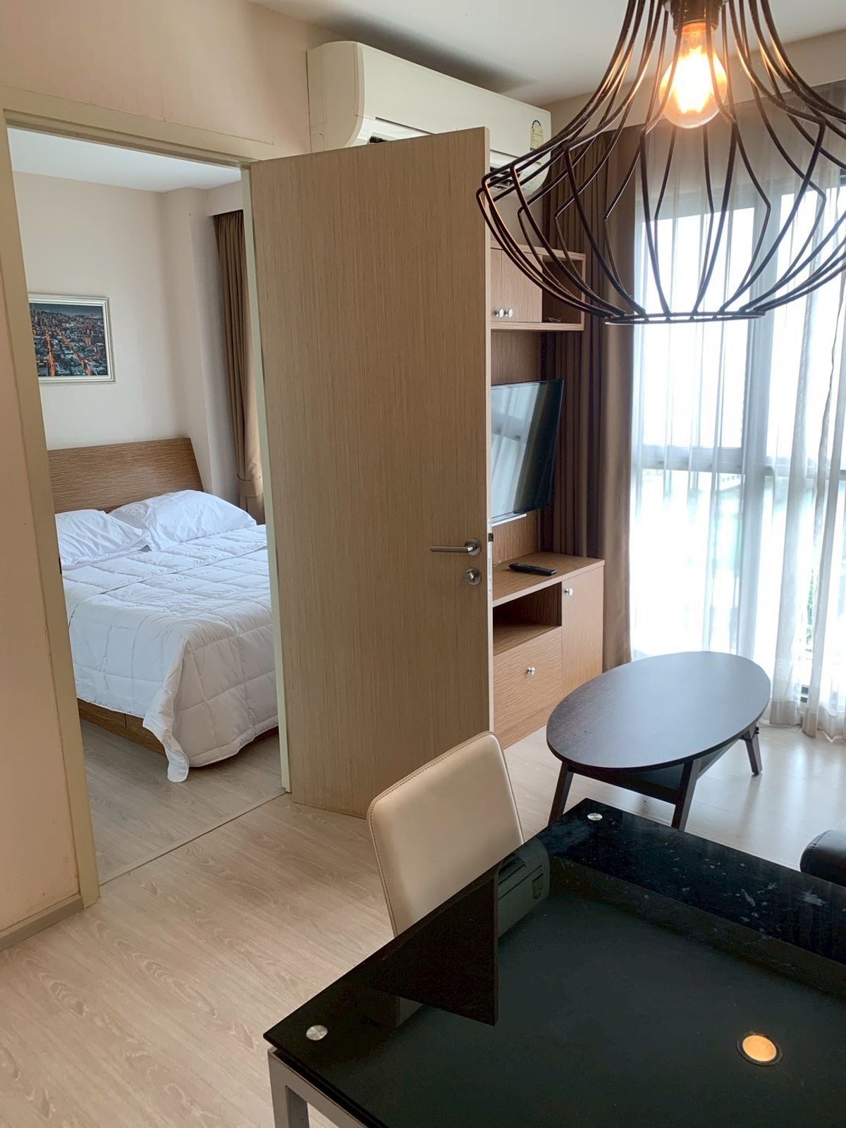 ให้เช่าคอนโดพระราม 9 เพชรบุรีตัดใหม่ RCA : ราคาโปรแรง! Rhythm Asoke2 - 1Bedroom 1Bathroom Near MRT - Only 13K/month -เฟอร์นิเจอร์ครบครัน