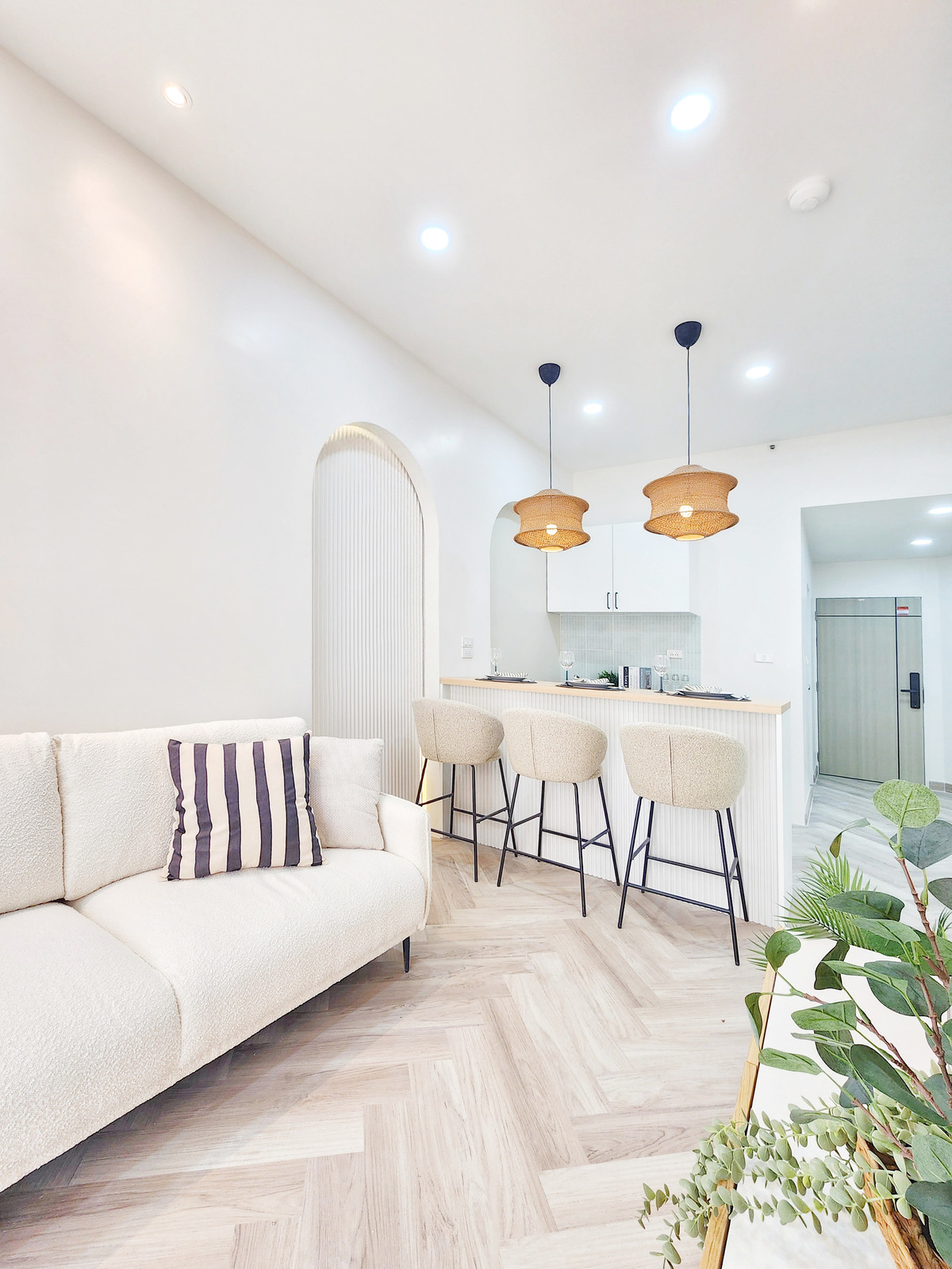 ขายคอนโดรามคำแหง หัวหมาก : K-6756 ขาย ✨️ คอนโด ฝักข้าวโพด ตกแต่งใหม่ พร้อมอยู่ วิวโล่ง