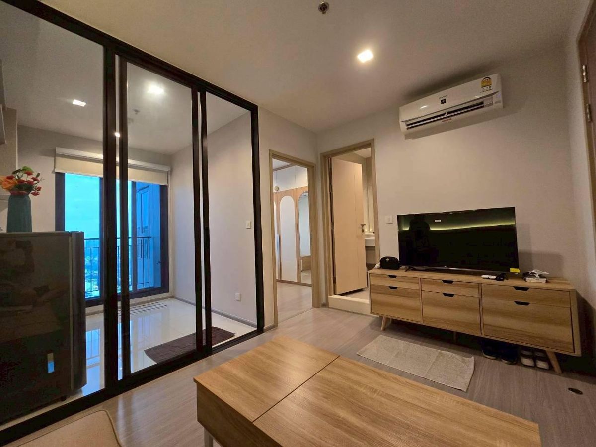 ให้เช่าคอนโดท่าพระ ตลาดพลู วุฒากาศ : (for rent) Life Sathorn Sierra  ใกล้รถไฟฟ้า BTS ตลาดพลู 150 ม.