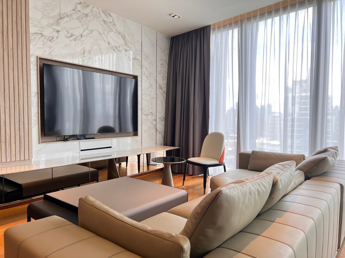 ให้เช่าคอนโดสุขุมวิท อโศก ทองหล่อ : ✨ GT15896 |  คอนโดหรูที่ Beatniq Sukhumvit 32 เดินทางสะดวก มีถรถรับส่ง ห้องแต่งสวย เฟอร์นิเจอร์ครบ พร้อมเข้าอยู่!!