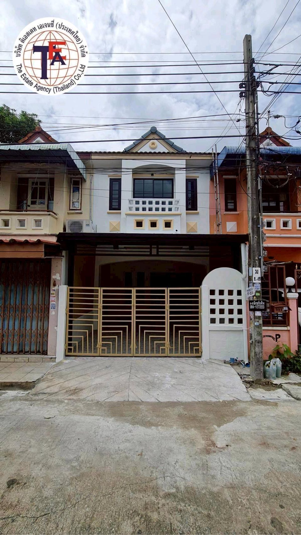 For SaleTownhomeNawamin, Ramindra : 2 -storey townhouse for sale, Kze Ram Inthra Village 1 Hathairat 39, Three Western, Phraya Suren Sai Mai Sukhaphiban 5, Chatuchot Expressway, Ring Road, Kanchanaphisek Lam Luk Karam Inthra Fashion Island Safari World, Pae Thong Temple, Khum Thong Wittaya 
