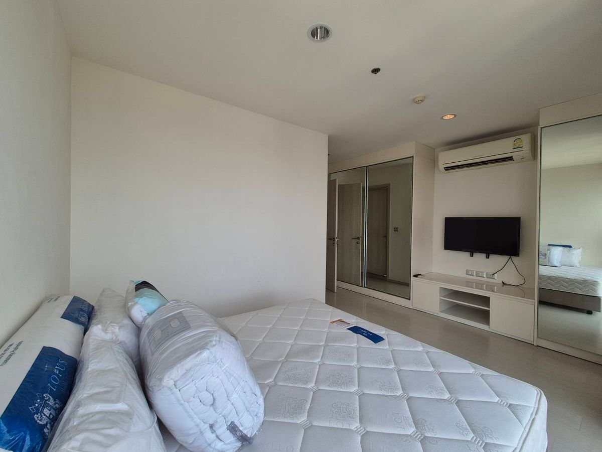 For SaleCondoSukhumvit, Asoke, Thonglor : For sell codominium 2 bedroom fully furnished high floor with river view