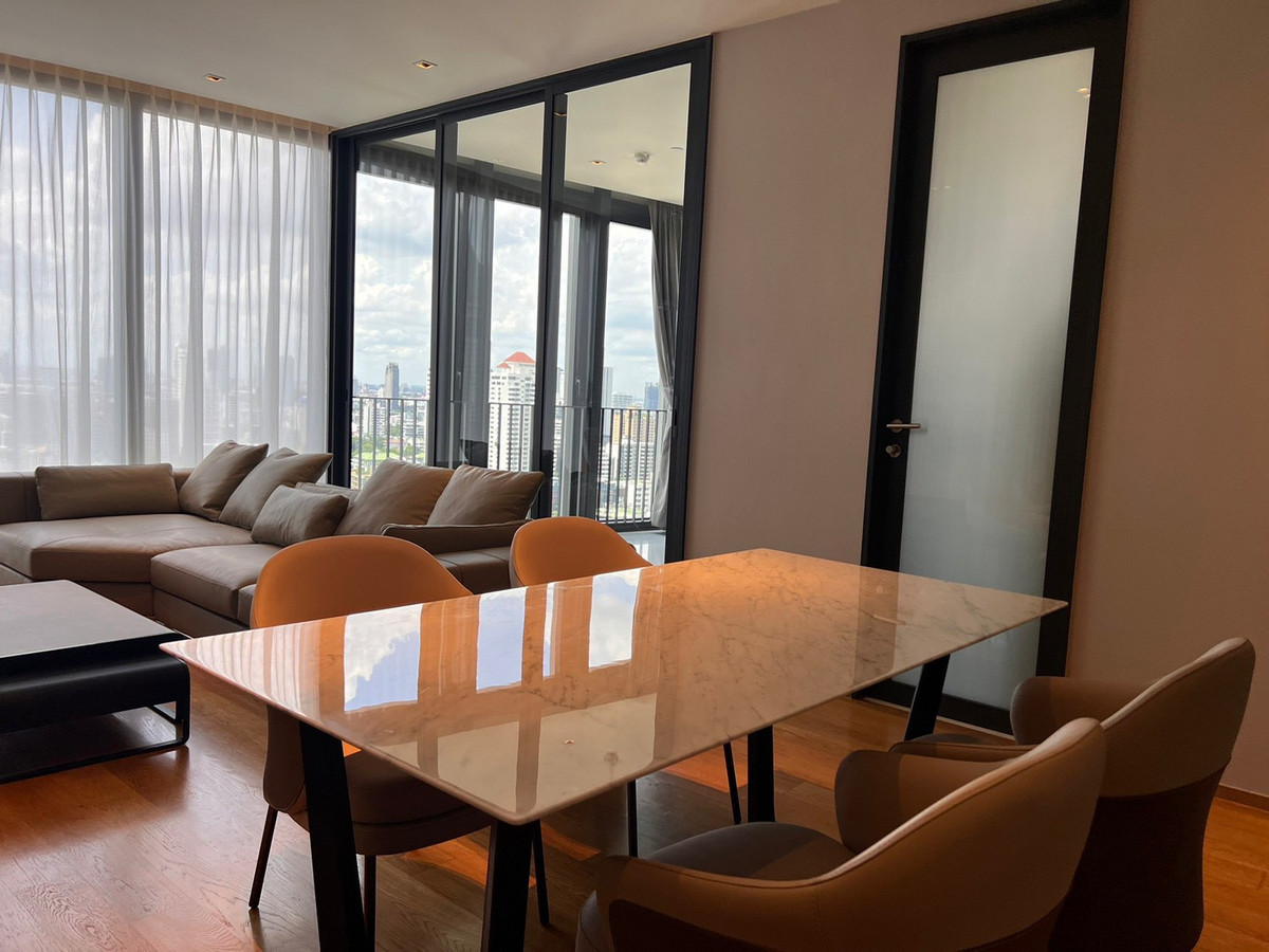 ให้เช่าคอนโดสุขุมวิท อโศก ทองหล่อ : ✨ GT15896 |  คอนโดหรูที่ Beatniq Sukhumvit 32 เดินทางสะดวก มีถรถรับส่ง ห้องแต่งสวย เฟอร์นิเจอร์ครบ พร้อมเข้าอยู่!!