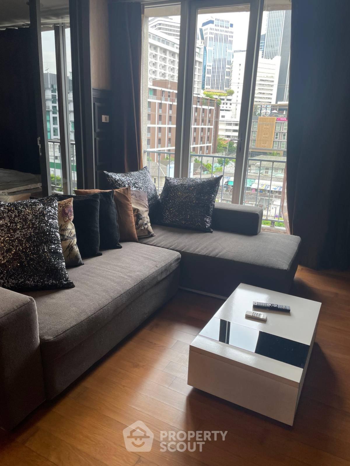 For SaleCondoWitthayu, Chidlom, Langsuan, Ploenchit : 2-BR Condo at The Tempo Ruamrudee Condominium near BTS Phloen Chit