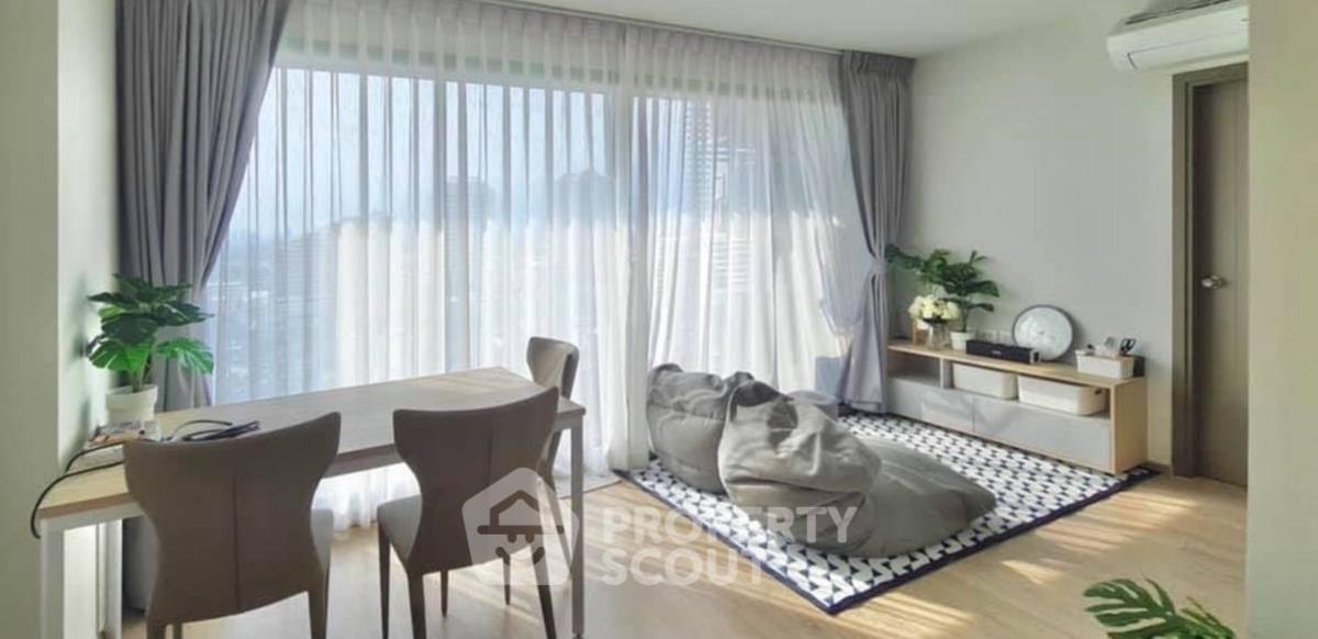 For RentCondoBangna, Bearing, Lasalle : 2-BR Condo at Ideo O2 near BTS Bang Na