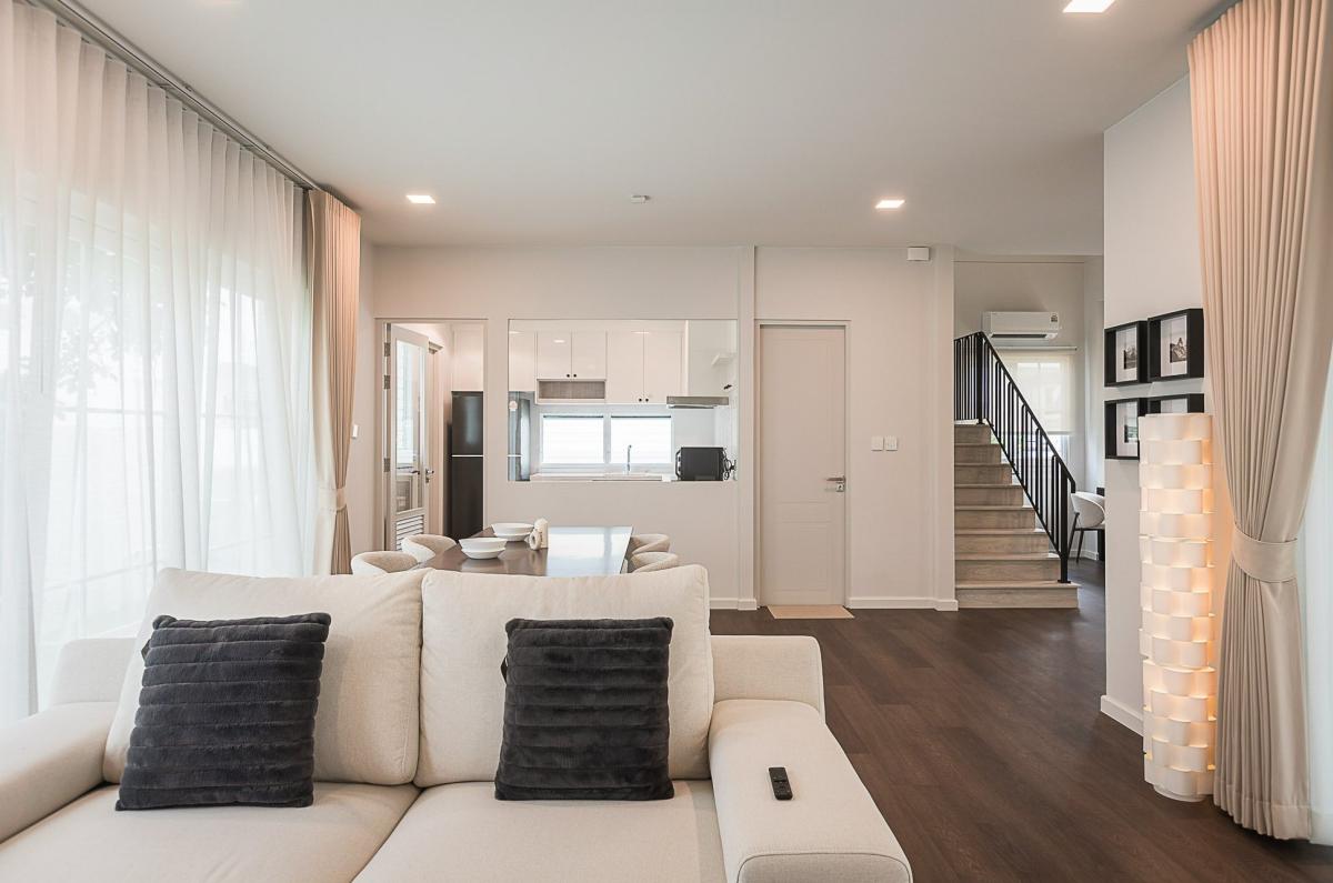 CD03683 - Chaiyapruek Bangna km 15 :  ชัยพฤกษ์ บางนา กม.15 - Mega Bangna, International School (SISB / TCIS / Concordian), Suvarnabhumi Airport Loading...