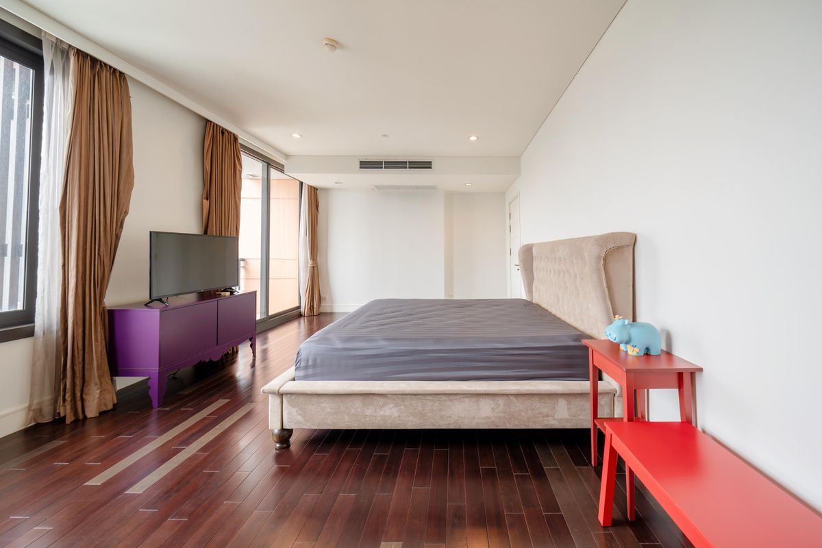 For RentCondoSukhumvit, Asoke, Thonglor : Condo for rent: Aguston Sukhumvit 22, size 138.16 sq m, 3 bedrooms, in CBD of Sukhumvit area.