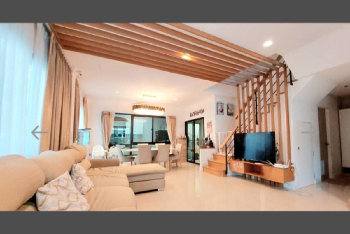 For RentHouseLadkrabang, Suwannaphum Airport : P-2725 Urgent rent! Supalai Essence, beautiful house, complete furniture