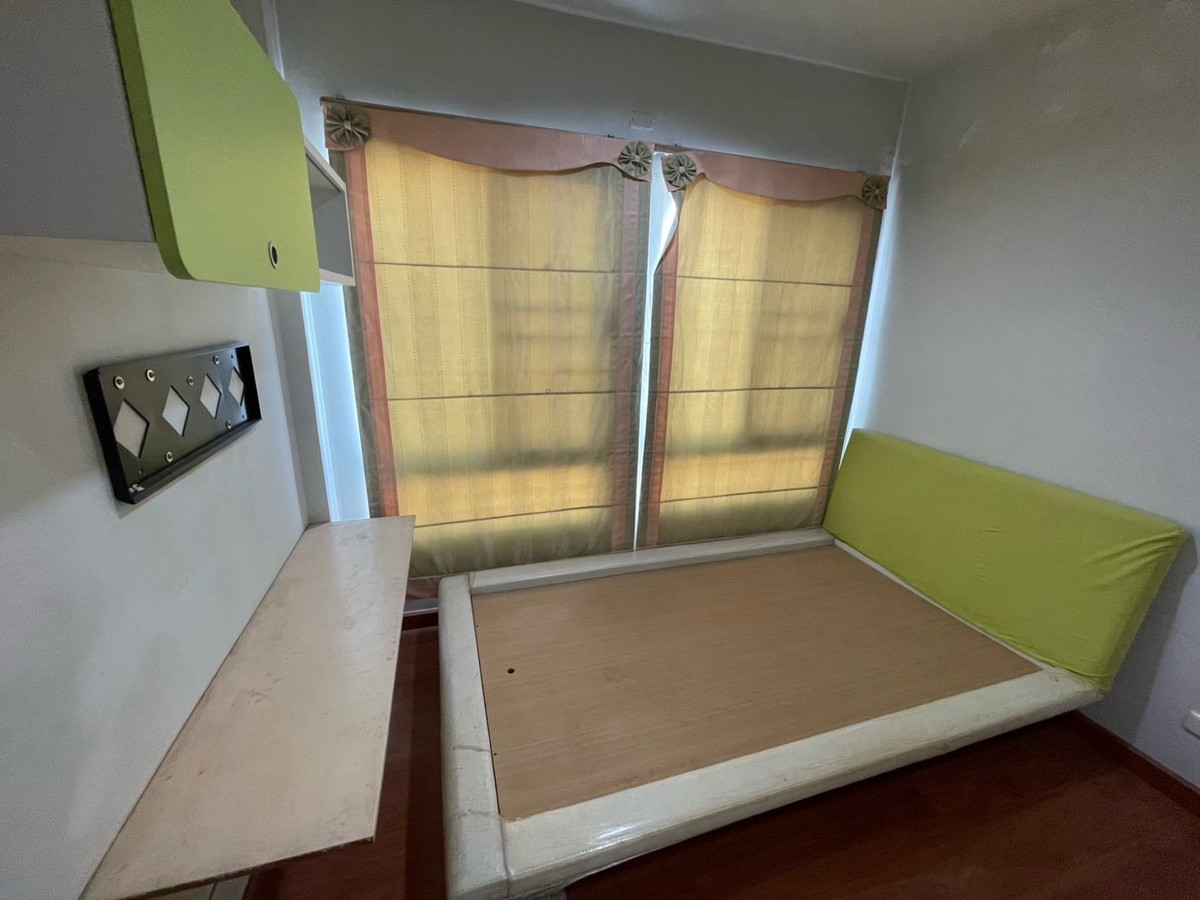 For RentTownhomeEakachai, Bang Bon : House for rent, Klang Muang, Sathorn, Taksin, near BTS Wutthakat, The Mall Tha Phra.