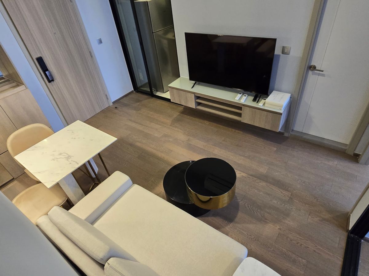 ให้เช่าคอนโดราชเทวี พญาไท : Park Origin Phayathai【𝐑𝐄𝐍𝐓】🔥มินิมอลโทนอุ่น บิ้วอินเต็มผนัง เก็บของเนียนตา ห้องโปร่งสบายตา🔥  ติดต่อไลน์ไอดี: @hacondo