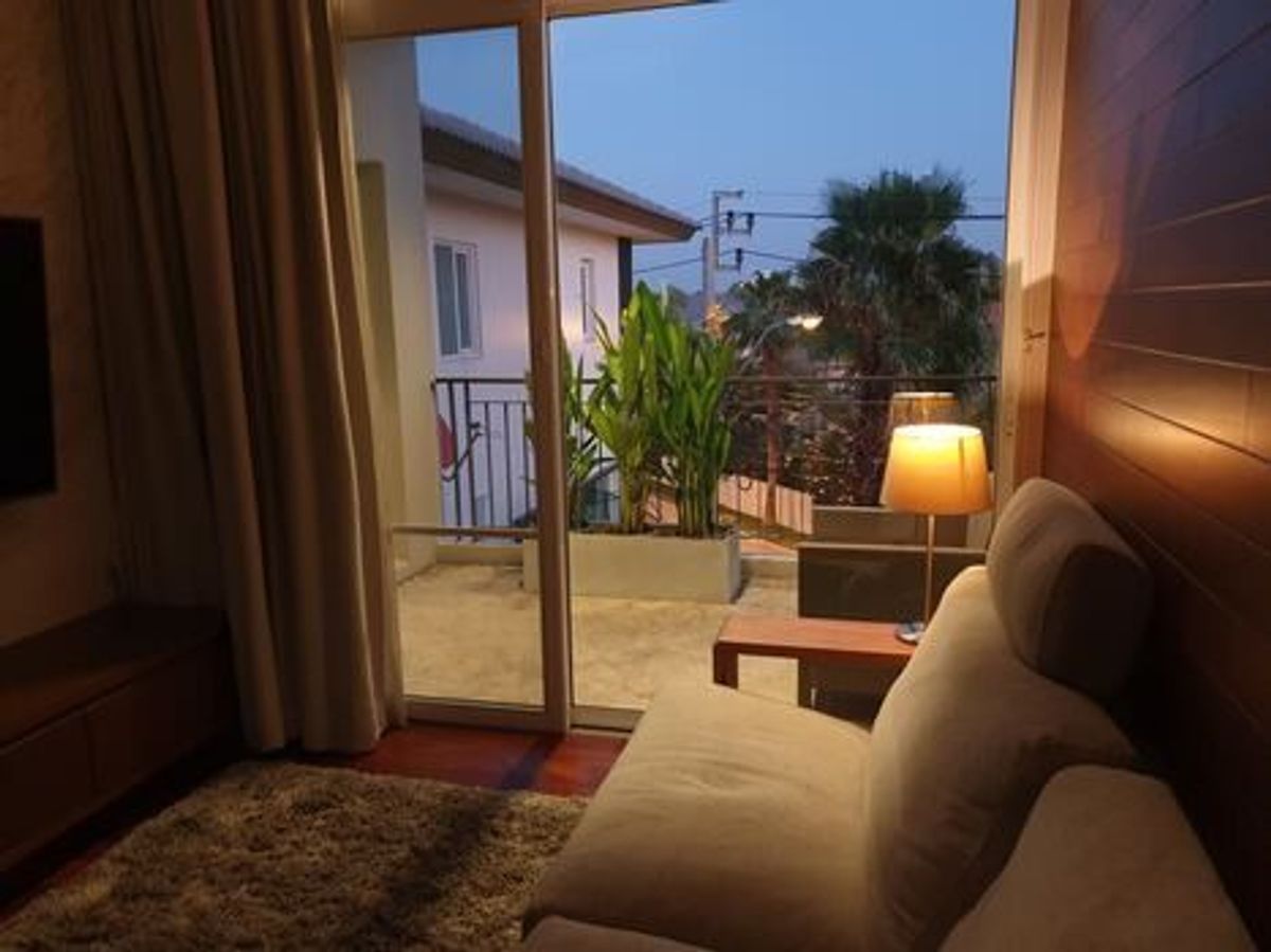 For SaleHouseNawamin, Ramindra : After the corner 94.9 sq. 6 beds, 7 water houses, 3-storey house, Casa Legend Kaset-Nawamin