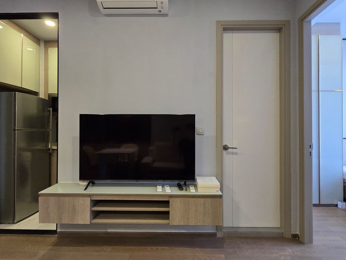 ให้เช่าคอนโดราชเทวี พญาไท : Park Origin Phayathai【𝐑𝐄𝐍𝐓】🔥มินิมอลโทนอุ่น บิ้วอินเต็มผนัง เก็บของเนียนตา ห้องโปร่งสบายตา🔥  ติดต่อไลน์ไอดี: @hacondo