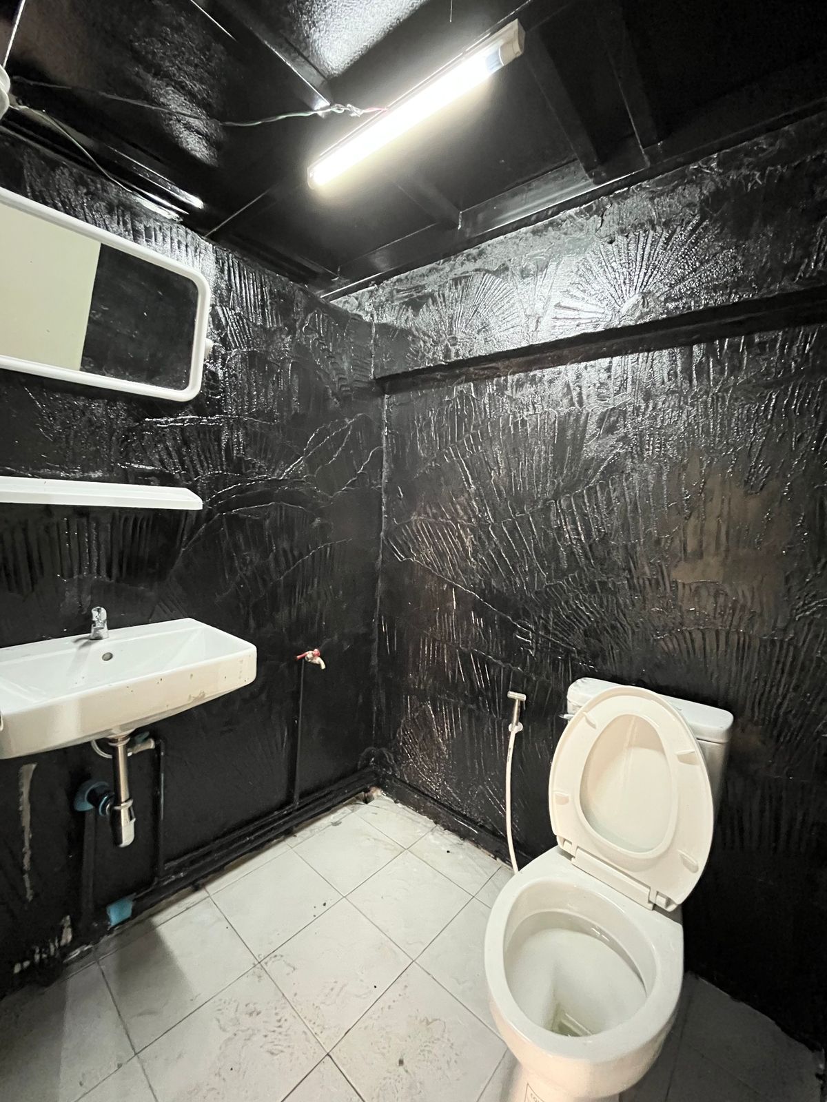 ให้เช่าโกดังรัชดา ห้วยขวาง : ให้เช่าโกดัง โซนรัชดาภิเษก ใกล้เซ็นทรัล พระราม 9 เพียง 4 นาที