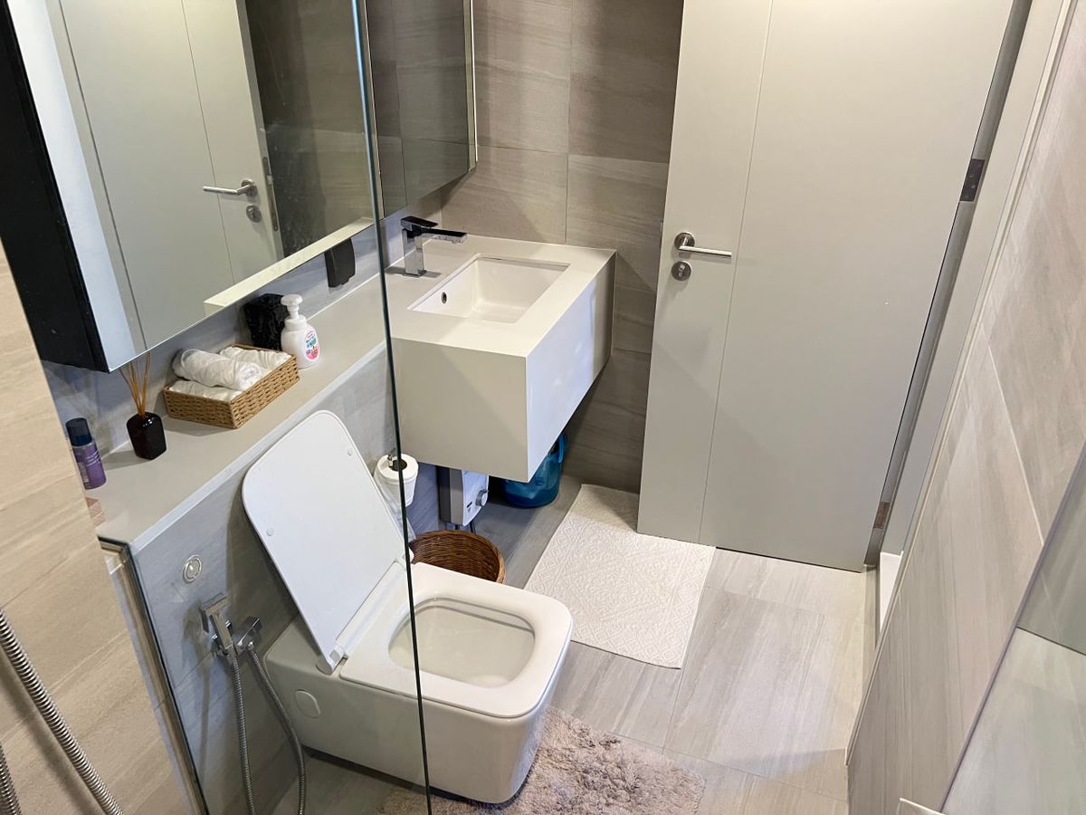 For RentCondoSiam Paragon ,Chulalongkorn,Samyan : Park Origin Chula Samyan【𝐑𝐄𝐍𝐓】🔥Decorate your room with a beautiful theme, emphasizing small, unusual details.🔥  Contact Line ID: @hacondo