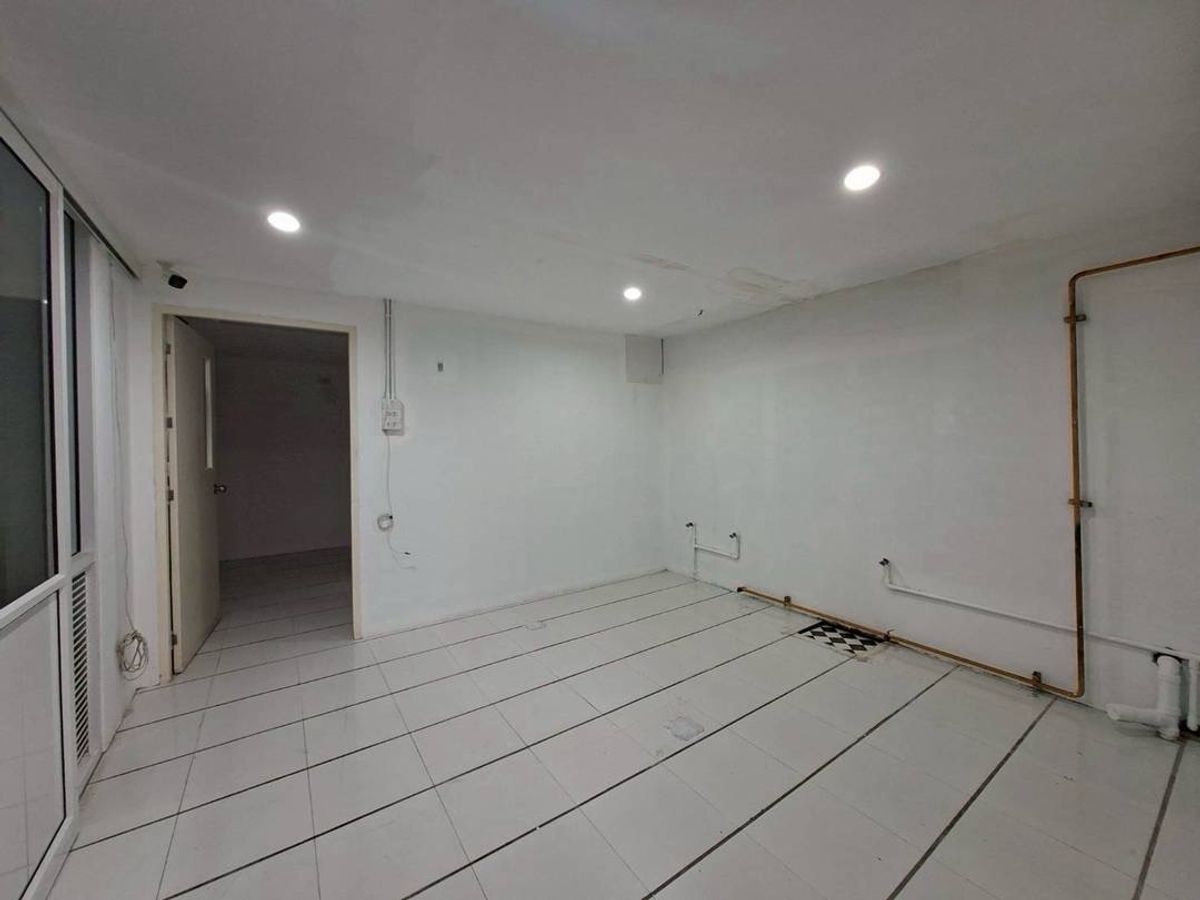 ให้เช่าร้านค้า/ตลาดนัดสาทร นราธิวาส : BTS ช่องนนทรี พื้นที่เช่า 2 ชั้น 170 ตร.ม. สาทร - สีลม - ช่องนนทรี มีที่จอดรถใกล้เคียง | BTS Chong Nonsi with Commercial Space 2-Storeys is sizing 170 sq.m., for Businesses at Sathorn - Silom - Chong Nonsi with Parking Services Around Area