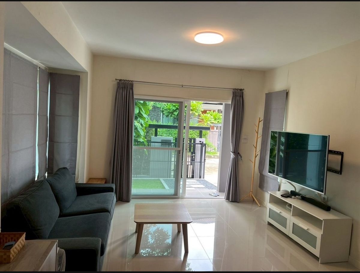 ให้เช่าบ้านลาดกระบัง สุวรรณภูมิ : ปล่อยเช่า บ้านใหม่ เฟอร์ครบ หิ้วกระเป๋าเข้าอยู่ได้ทันที  🌳🐕🐹 เลี้ยงสุนัข–แมวได้  มัณฑนา อ่อนนุช-วงแหวน 3