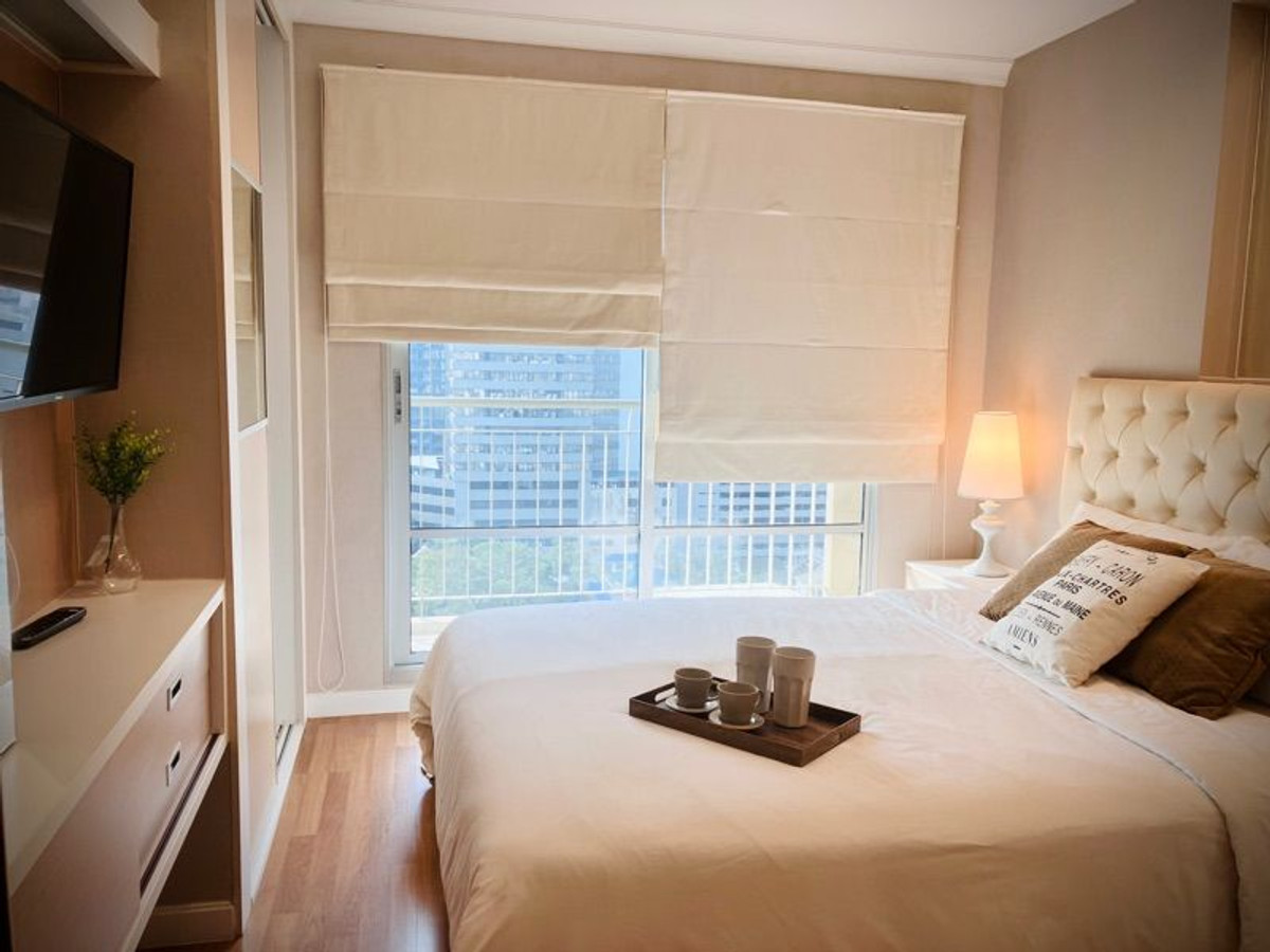 ให้เช่าคอนโดพระราม 9 เพชรบุรีตัดใหม่ RCA : ให้เช่า ลุมพินี เพลส พระราม 9 - รัชดา ตึก A ชั้น 18