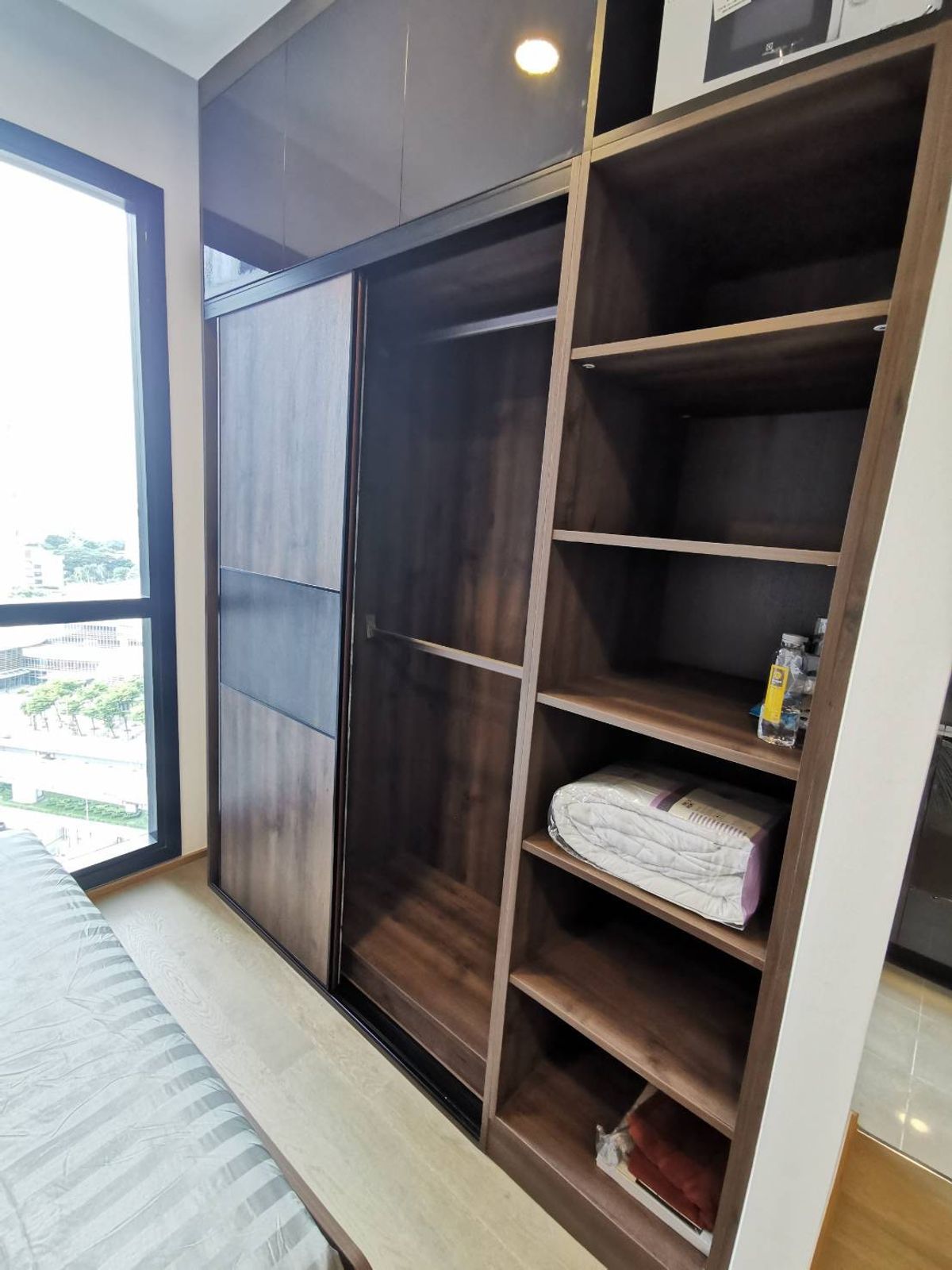 ให้เช่าคอนโดสยาม จุฬา สามย่าน : Ashton Chula Silom【𝐑𝐄𝐍𝐓】🔥เอาใจสายเท่ แต่ยังคงความมินิมอลมินิใจ เฟอร์ครบ ตอบโจทย์ทุกการใช้ชีวิต🔥  ติดต่อไลน์ไอดี: @hacondo