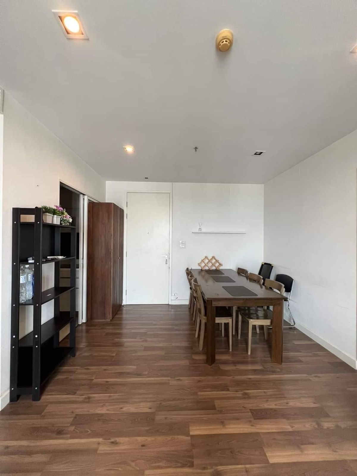 ให้เช่าคอนโดท่าพระ ตลาดพลู วุฒากาศ : 💥CP-2742💥ว่าง ให้ เช่า  เดอะ รูม สาทร - ตากสิน 👉แอดไลน์ @cozycondo 