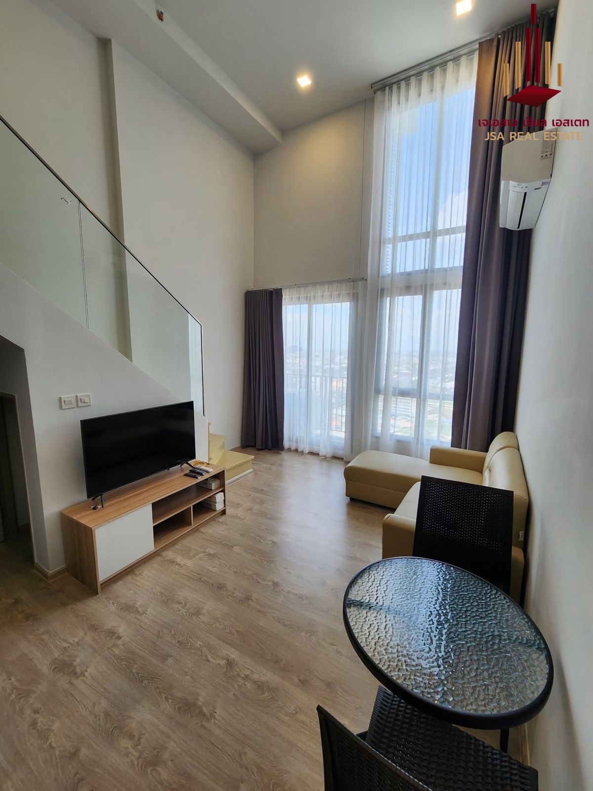 For RentCondoRama9, Petchburi, RCA : ✨ For RENT: The Tree Pattanakarn - Ekkamai Condo ✨ 💰 ONLY 23,000 THB/Month