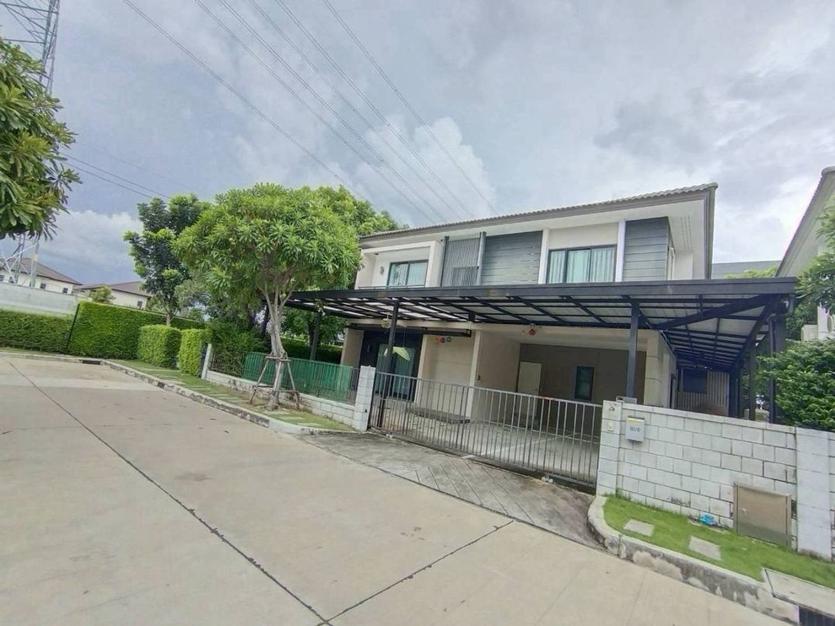 For RentHouseBangna, Bearing, Lasalle : 🏡 2 -storey detached house, back corner, near Mega Bangna - Centro Bangna KM.7